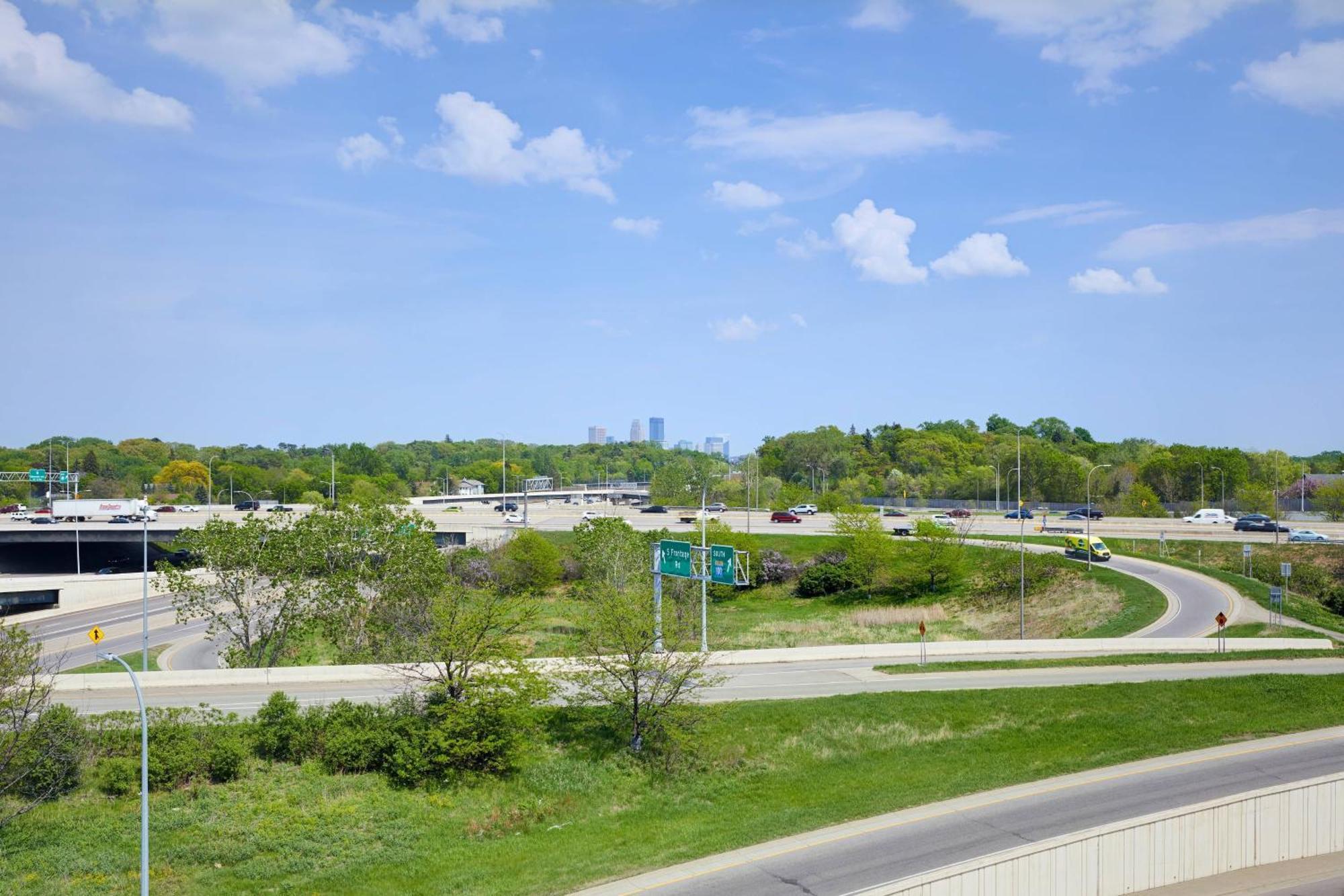 Ac Hotel By Marriott Minneapolis West End Saint Louis Park Exterior photo